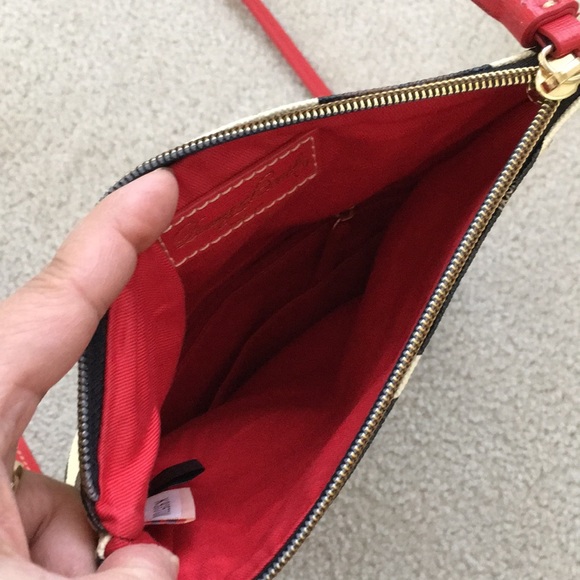 NWOT Dooney & Bourke Crossbody Foldover Bag - Picture 7 of 8